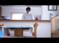 息子が通う保育園の美人先生と妻子が実家に帰省中に自宅密会をして1週間ヤリまくった自宅密会で絶倫不倫セックス　青空ひかり